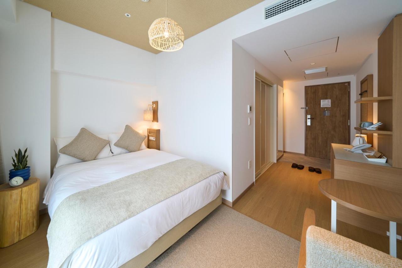 Hotel Resol Trinity นาฮะ ภายนอก รูปภาพ