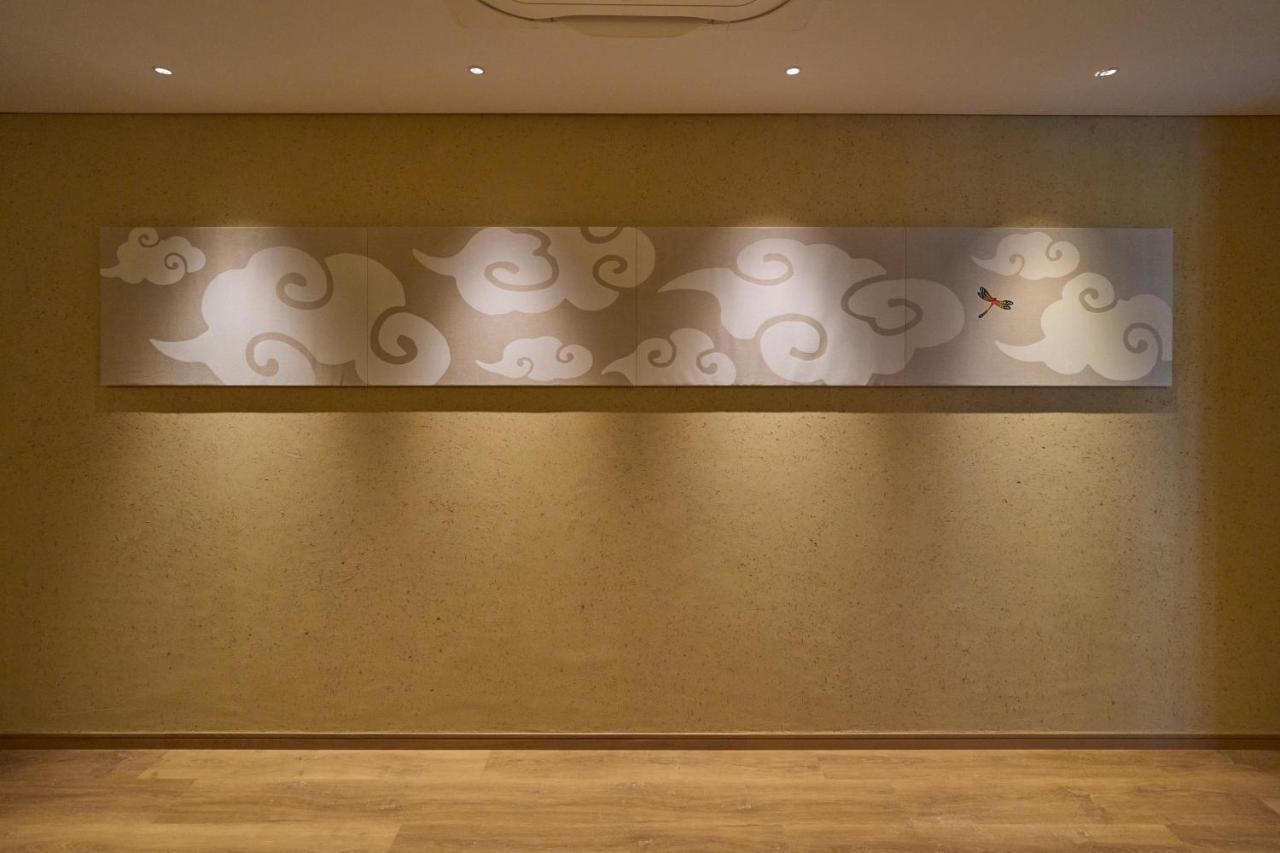 Hotel Resol Trinity นาฮะ ภายนอก รูปภาพ